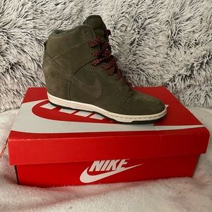 Women’s Nike Sneaker Wedge